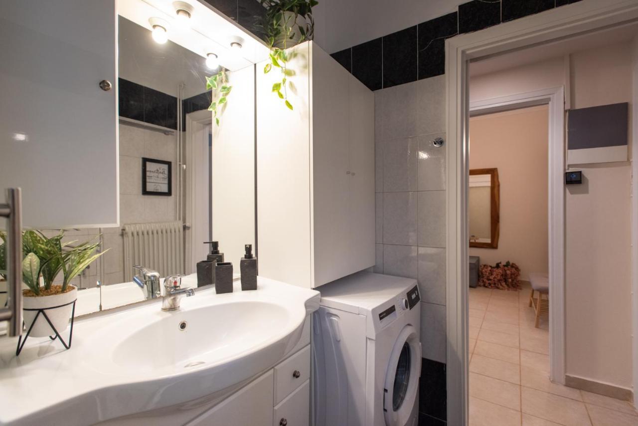 Blue Ark Wanderlust Apartment Athens Exterior photo